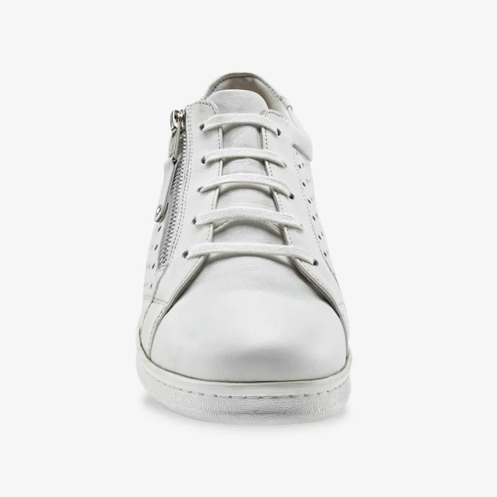 Baskets zippées en cuir perforé