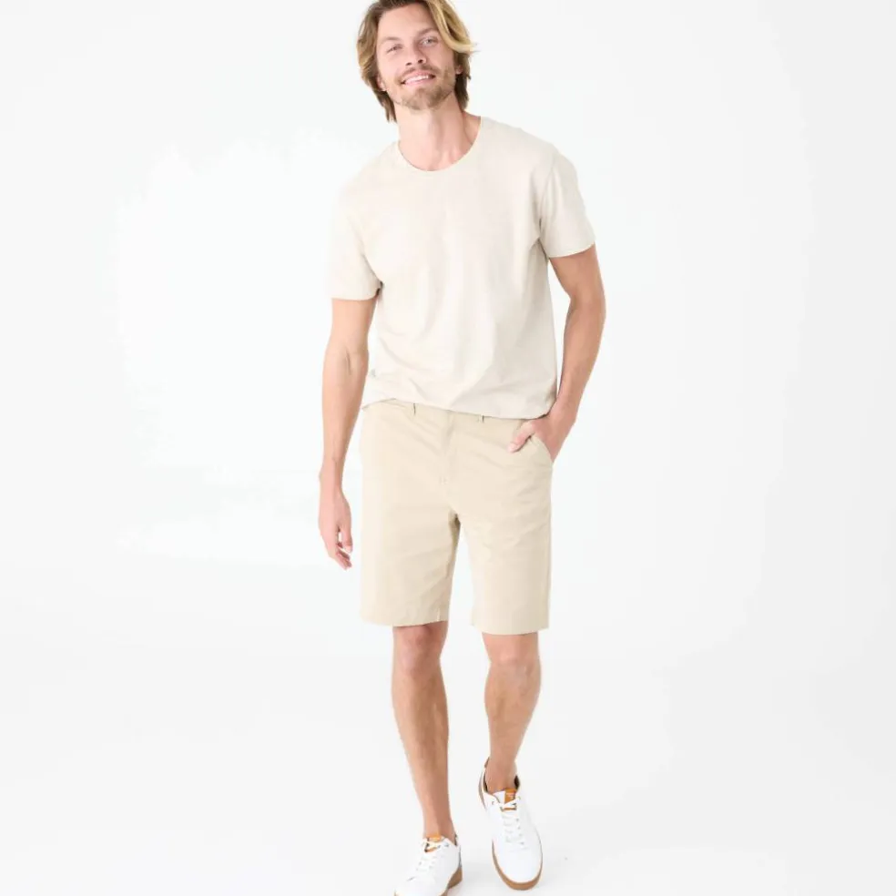Bermuda chino arrondi sous le ventre