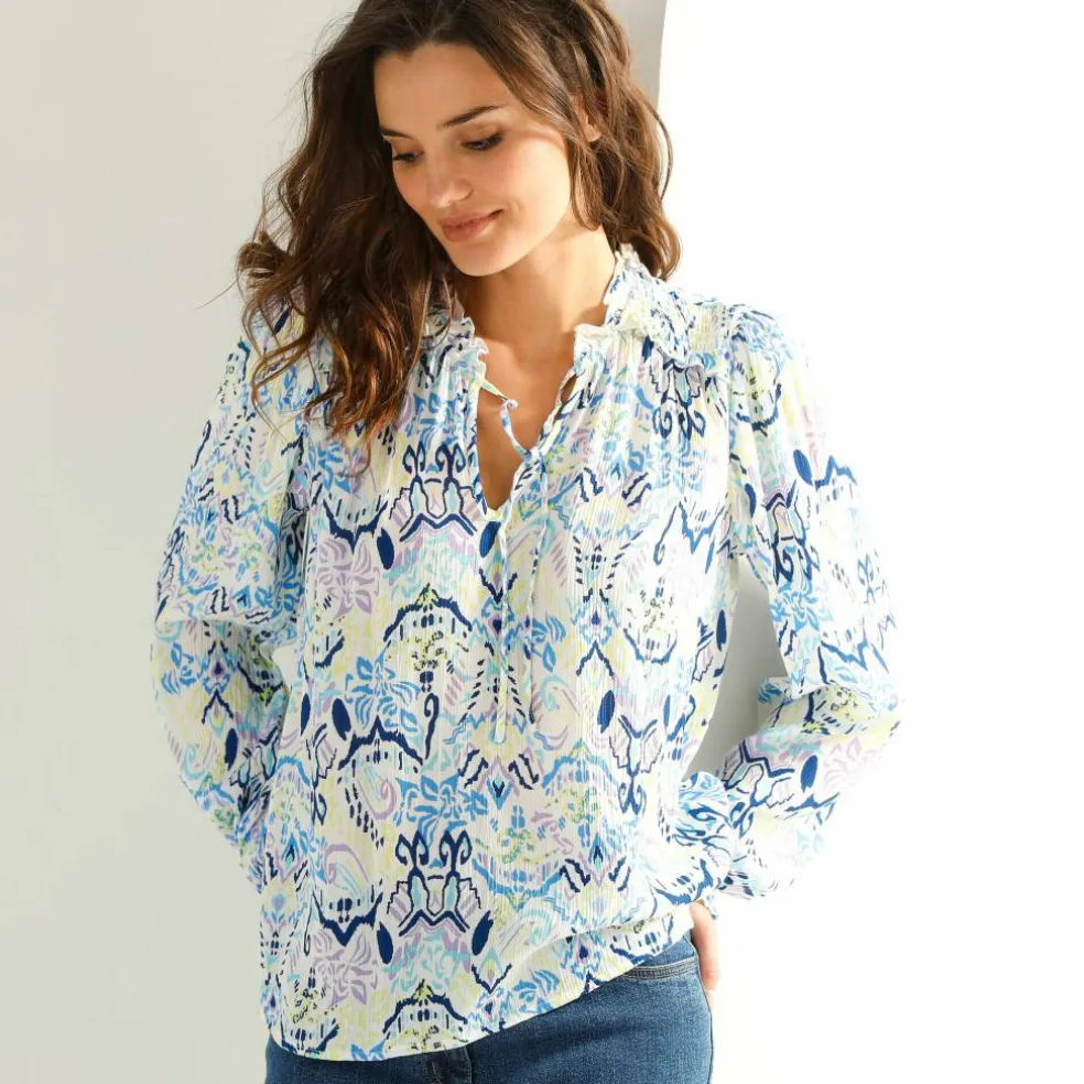 Blouse smockée col volanté, voile imprimée