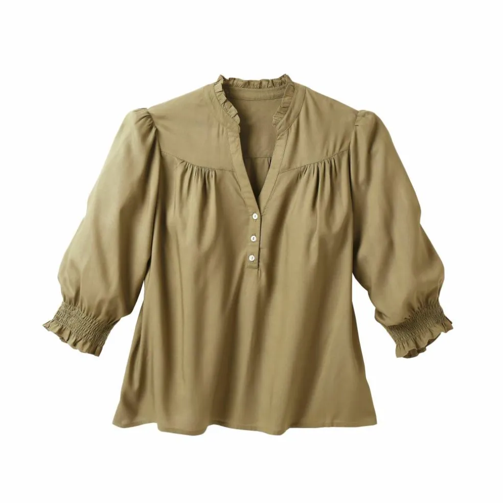 Blouse unie col tunisien, manches coudes smockées