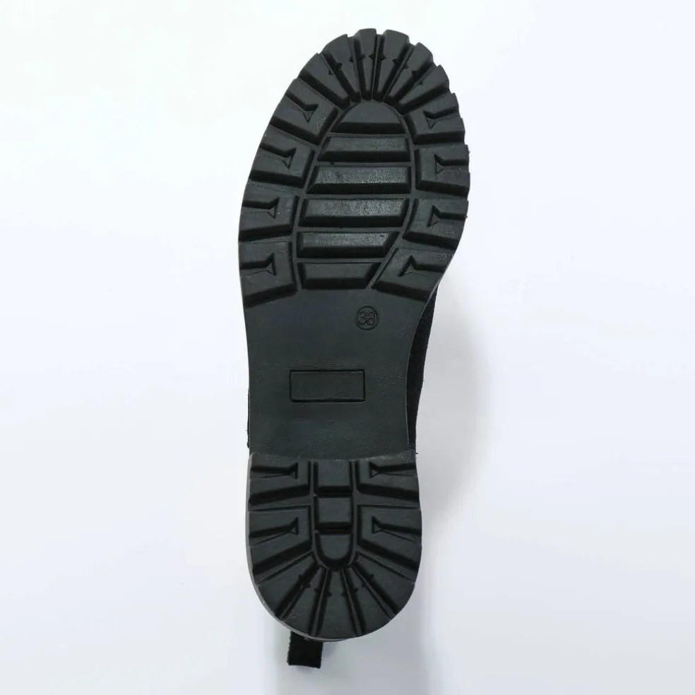 Boots chelsea croûte de cuir, semelle crantée épaisse
