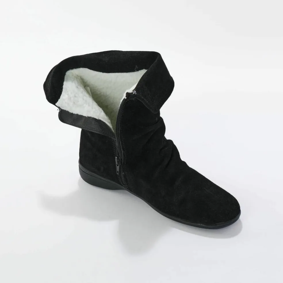 Boots fourrées en croûte de cuir