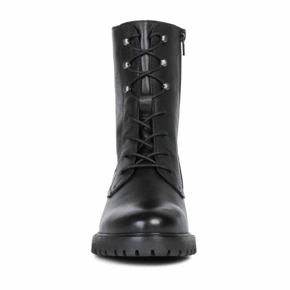 Boots noir semelle crantée dessus cuir