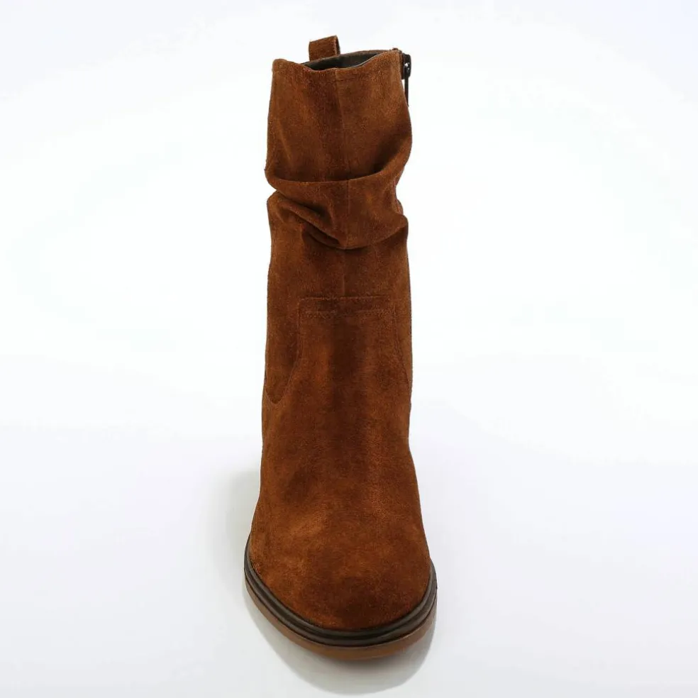 Bottes fourrées en cuir plissé