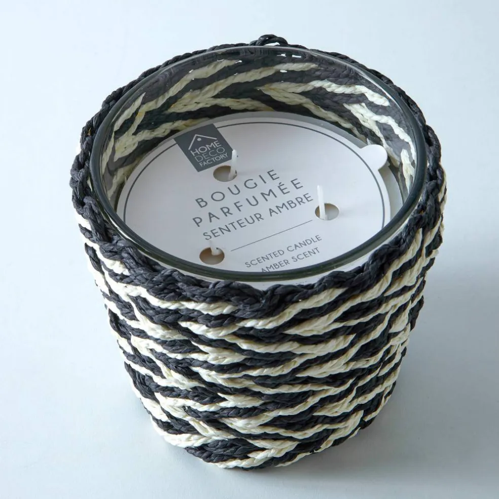 Bougie parfumée et panier tressé