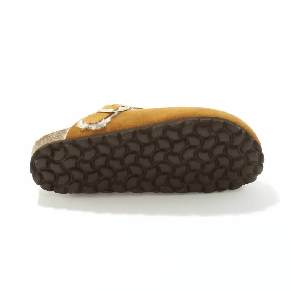 Chaussons fourrés forme sabot, cuir suédé