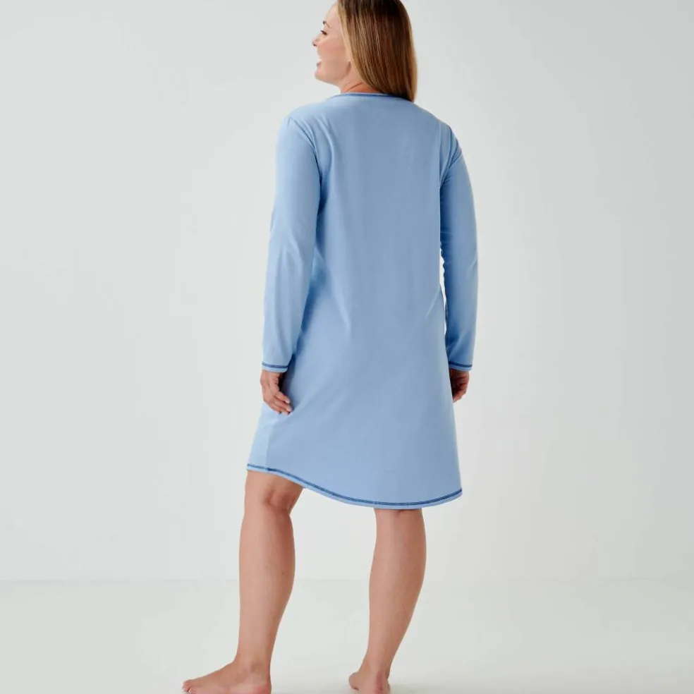 Chemise de nuit courte motif placé "cerises" manches longues
