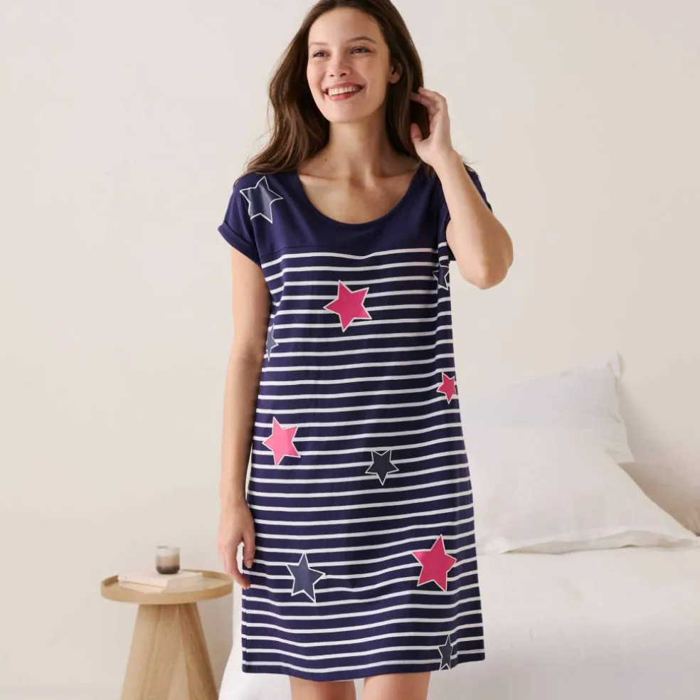 Chemise de nuit rayée et étoiles, fils teints