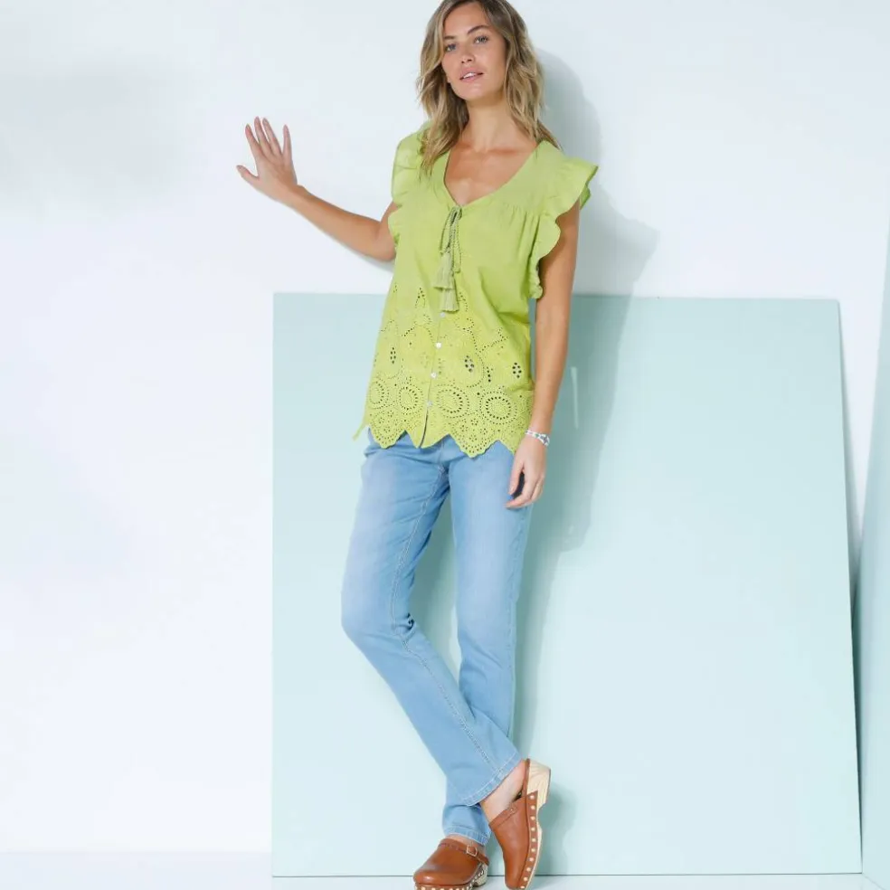 Chemisier boutonné uni, broderie anglaise