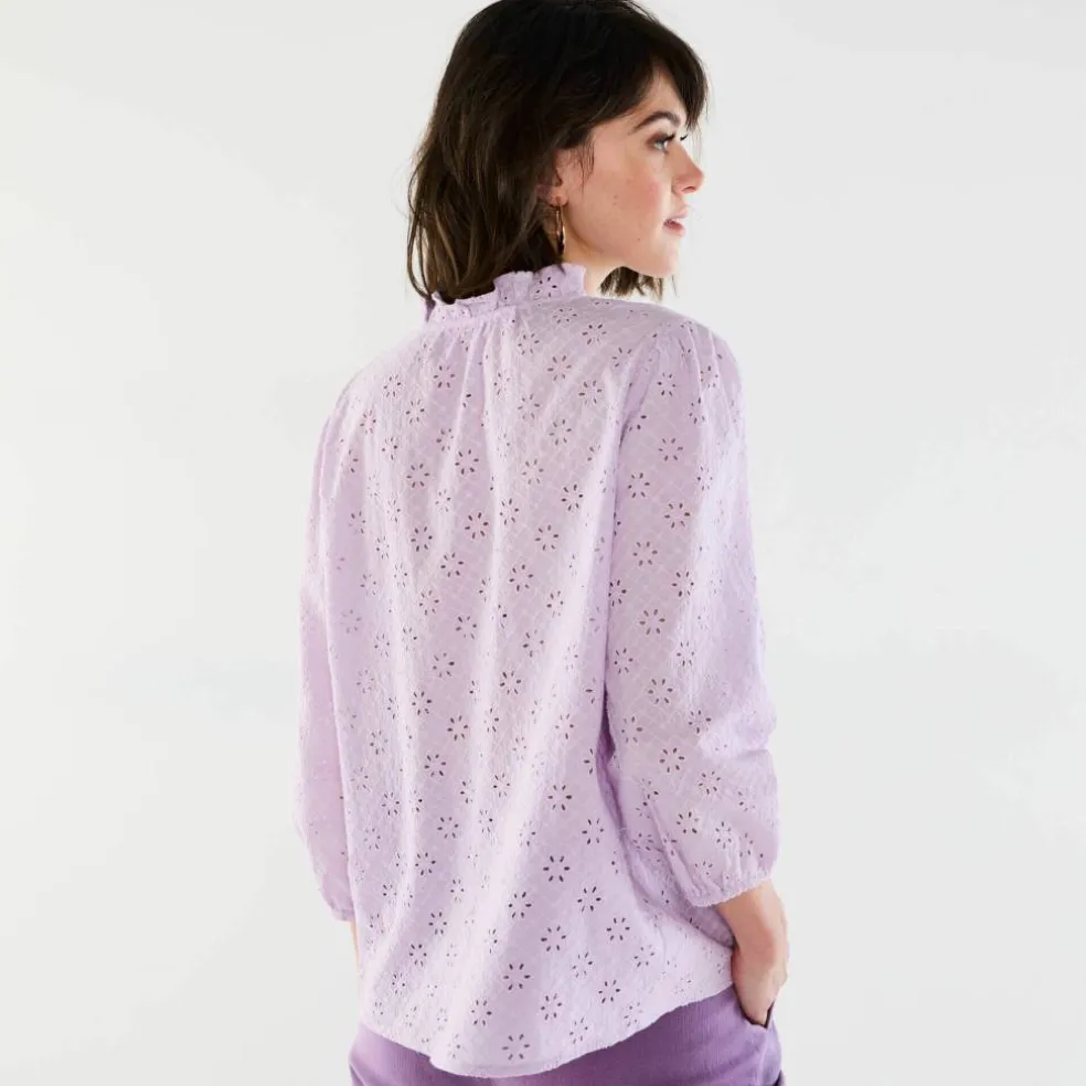 Chemisier broderie anglaise, smocks et col volanté