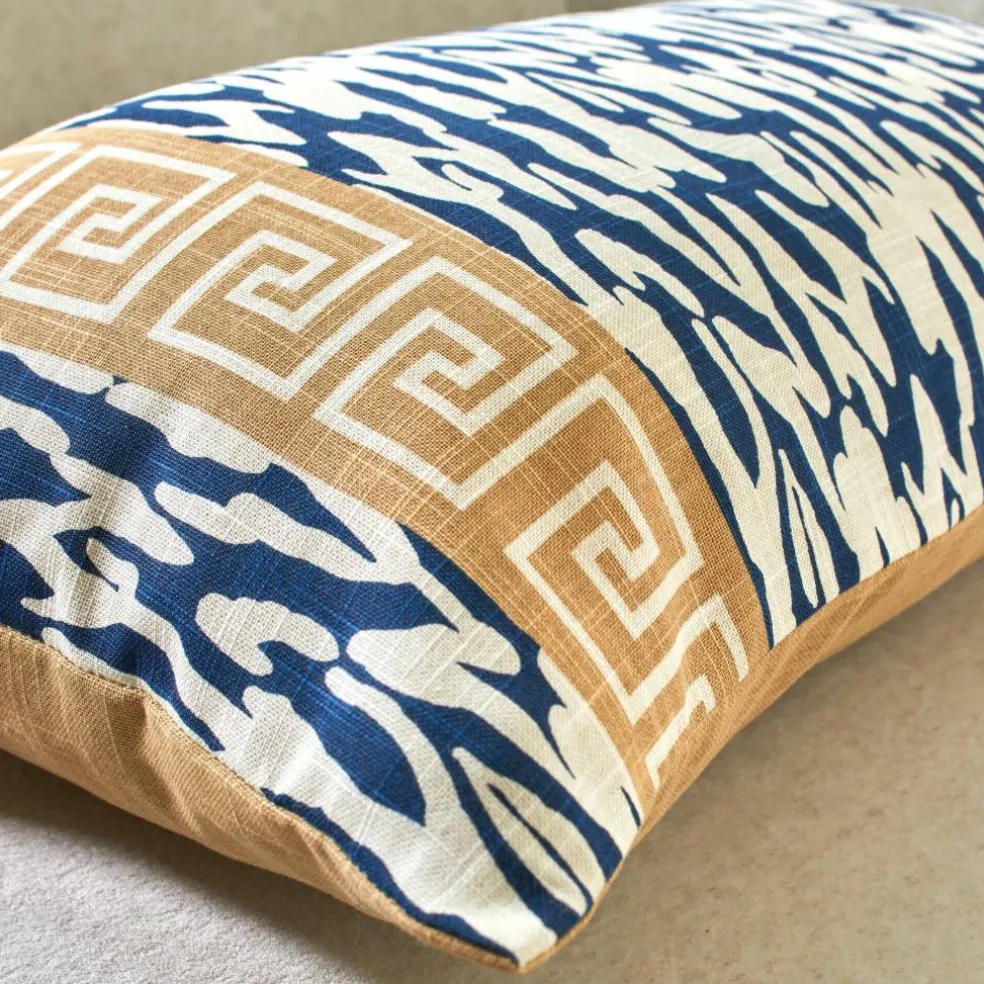Coussin rectangulaire imprimé géométrique