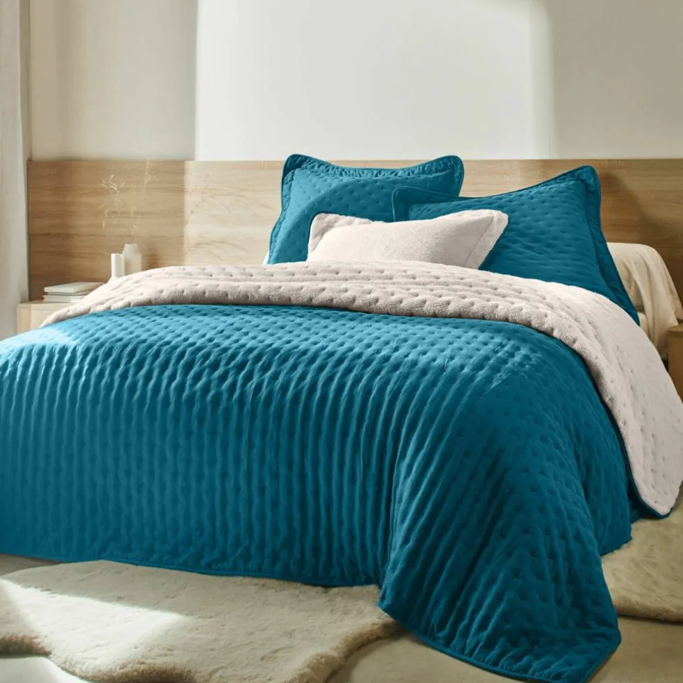 Couvre-lit réversible microfibre matelassée/sherpa