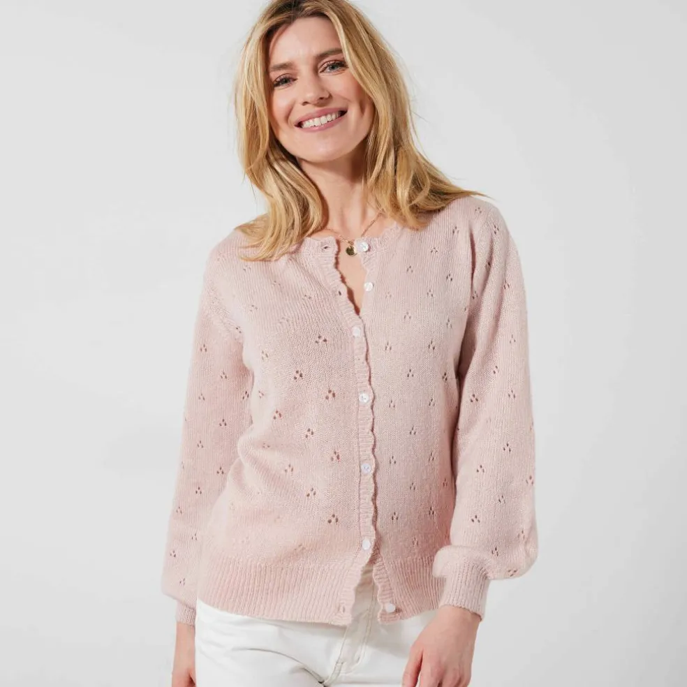 Gilet boutonné finition écailles, maille pointelle toucher doux
