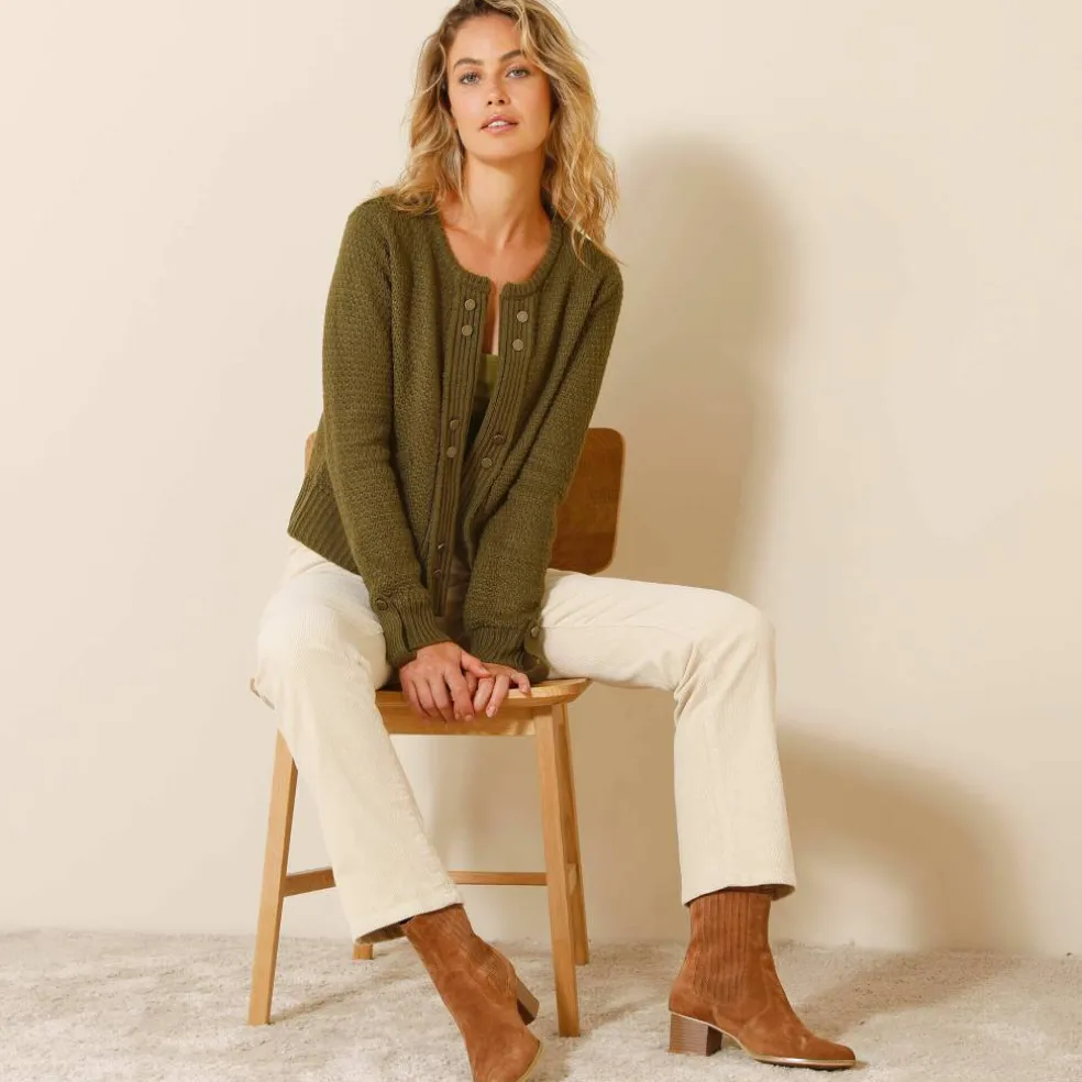 Gilet maille fantaisie boutons dorés vieillis
