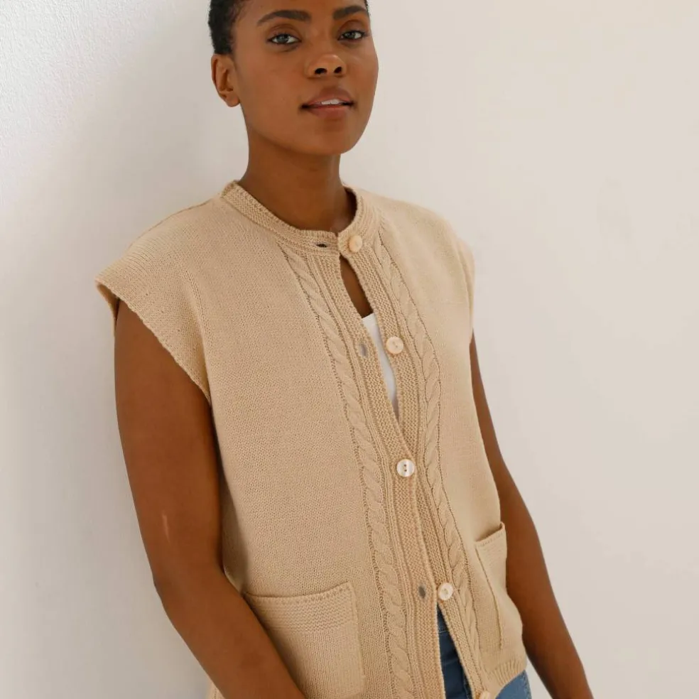 Gilet sans manches boutonné