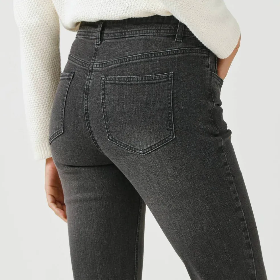 Jean slim, taille haute, petite stature