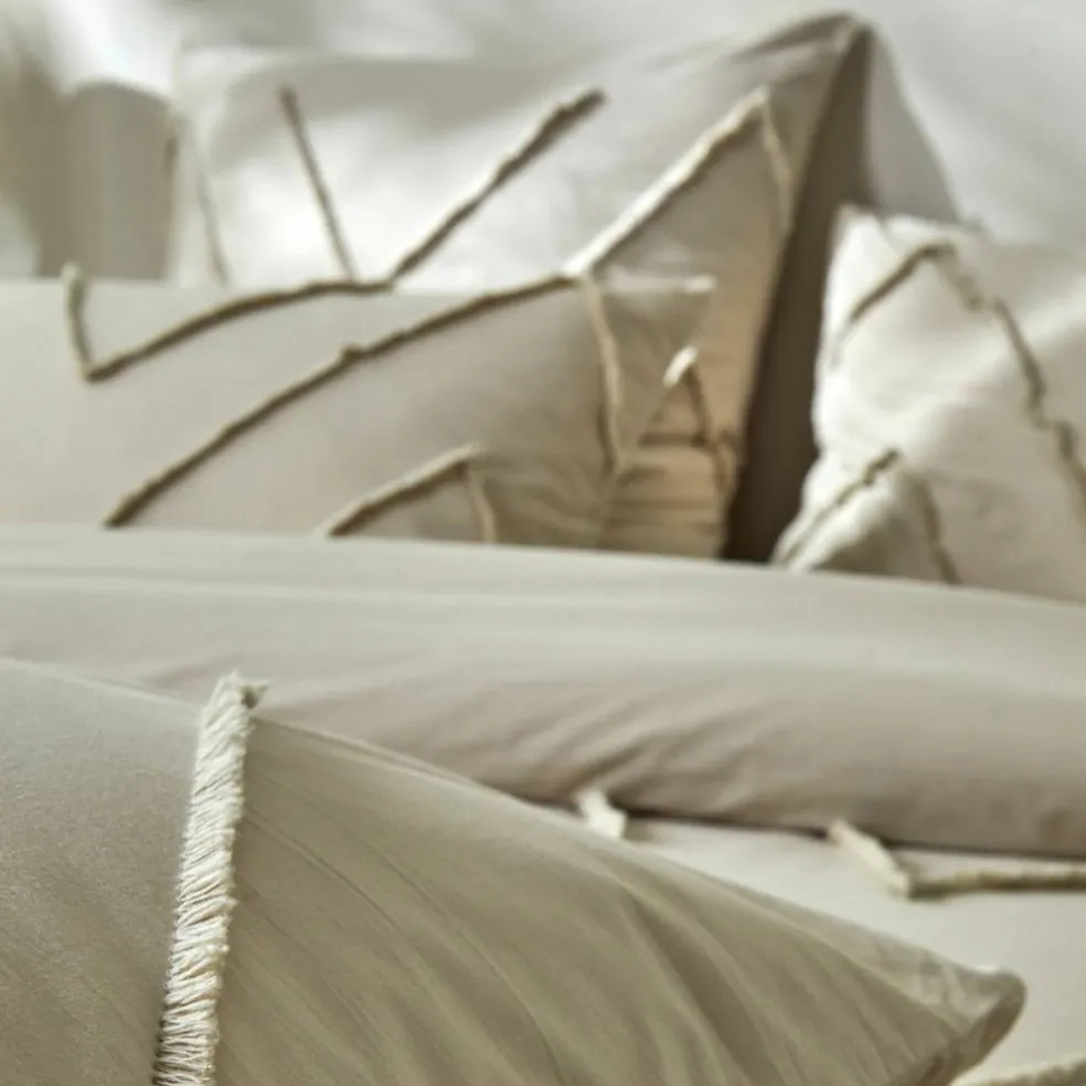 Linge de lit Amezia finition tufté en relief - coton lavé 57 fils/cm²