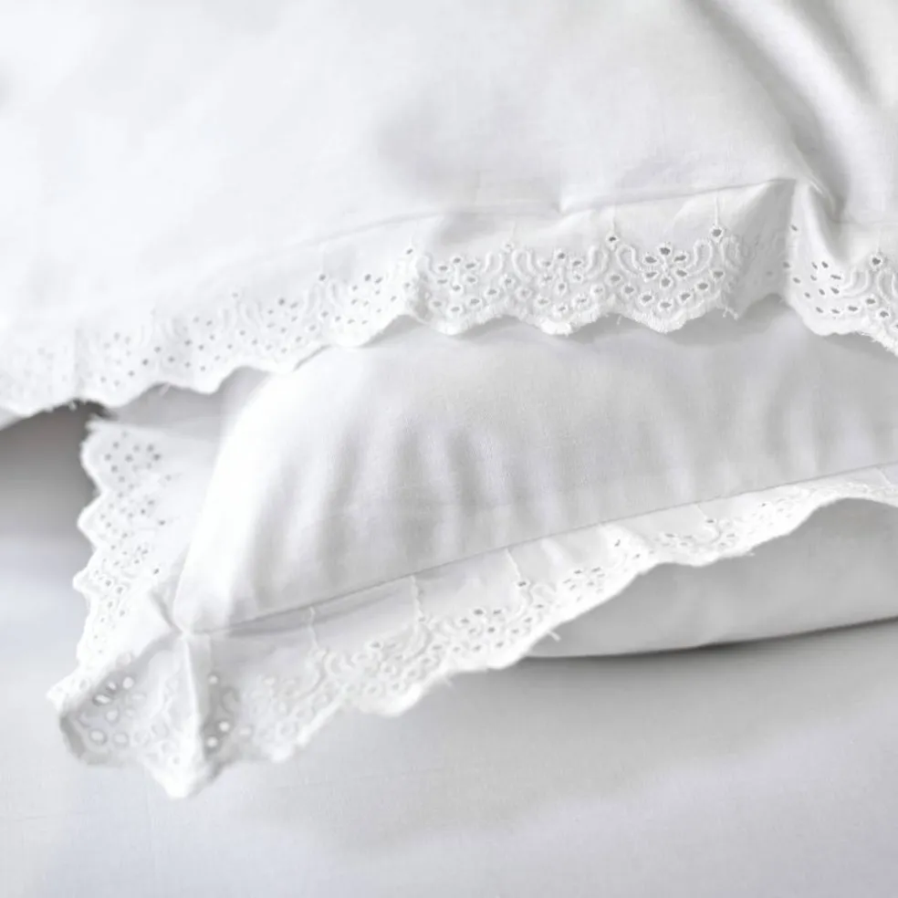 Linge de lit blanc brodé Colombine®