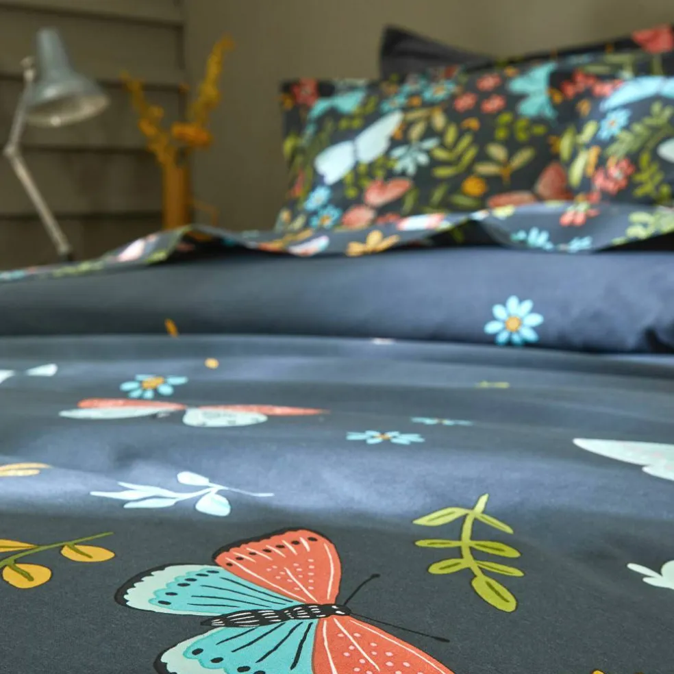 Linge de lit Envolée en coton à motifs papillons