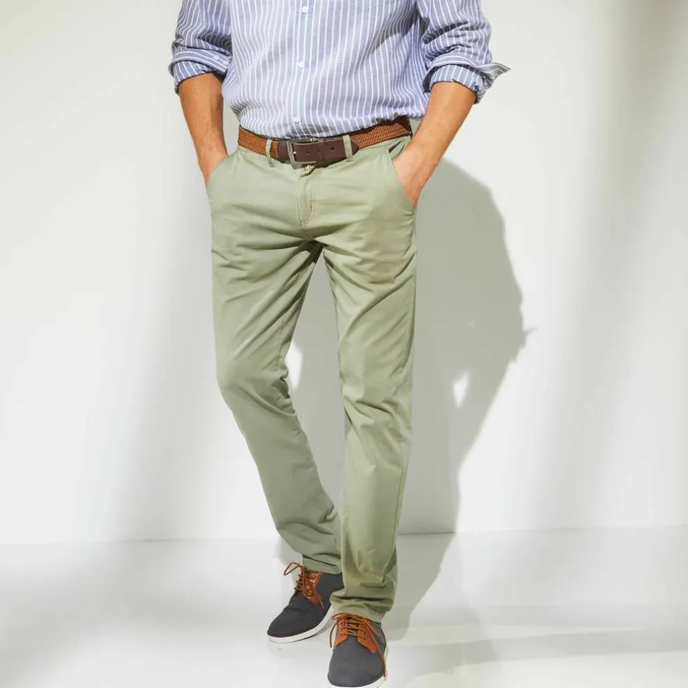 Pantalon chino ceinture arrondie sous le ventre