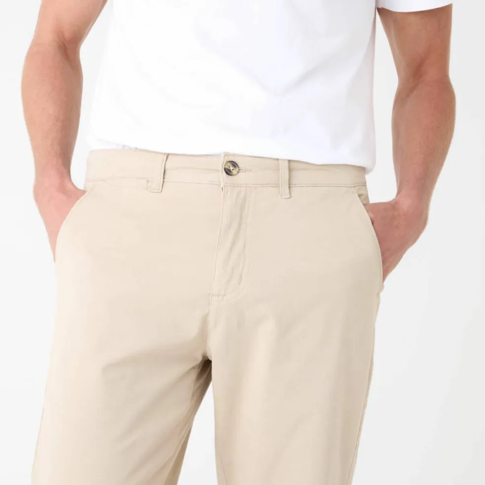 Pantalon chino ceinture arrondie sous le ventre