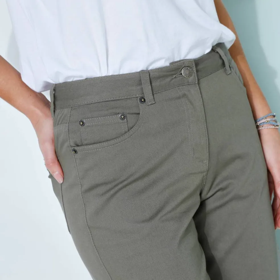 Pantalon fuselé couleur