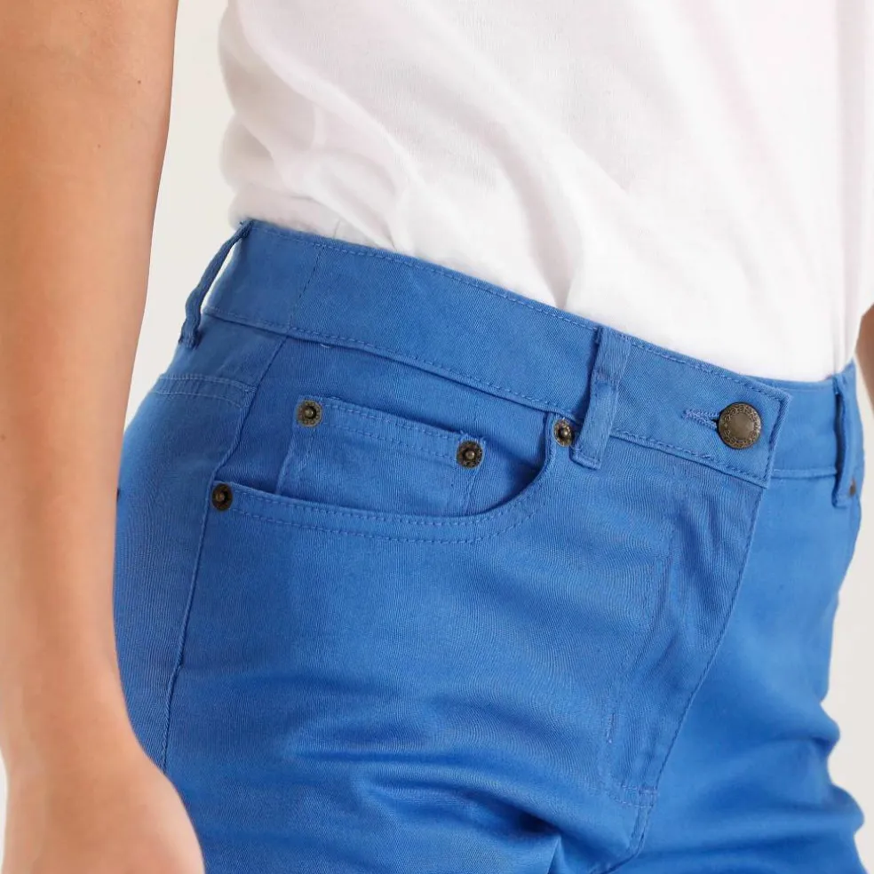 Pantalon fuselé couleur