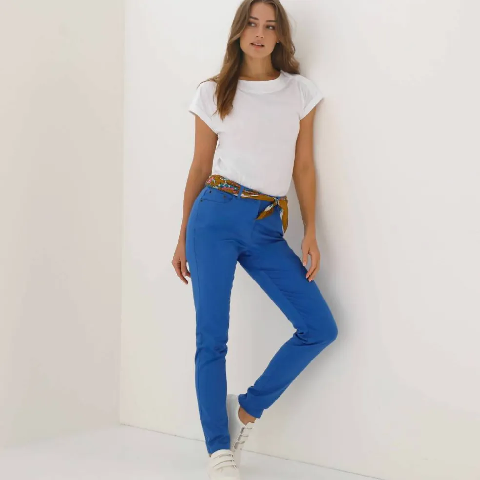 Pantalon fuselé couleur