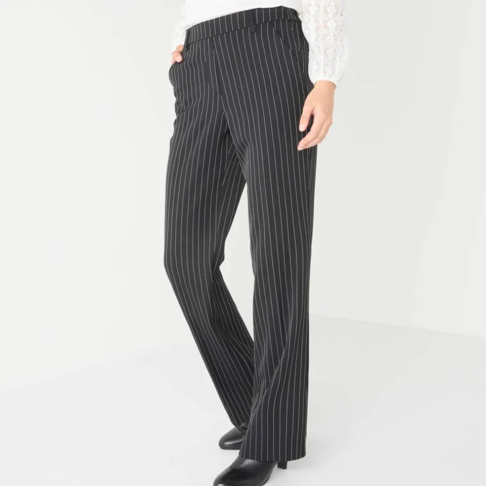 Pantalon élégant droit, rayé