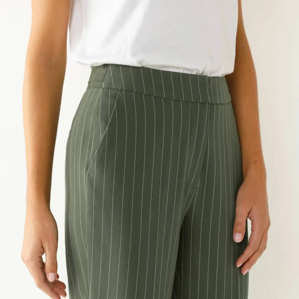 Pantalon 7/8ème coupe cigarette, imprimé rayé