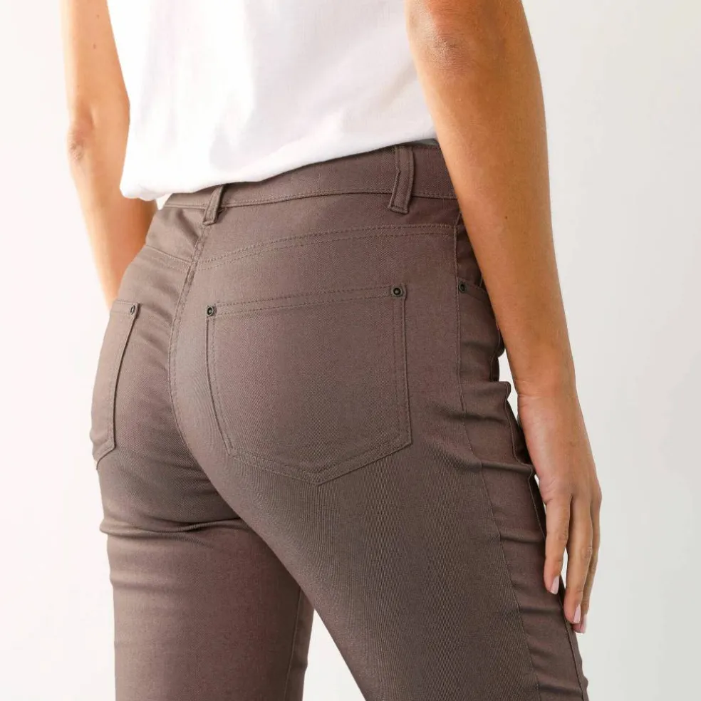 Pantalon stretch coutures affinantes