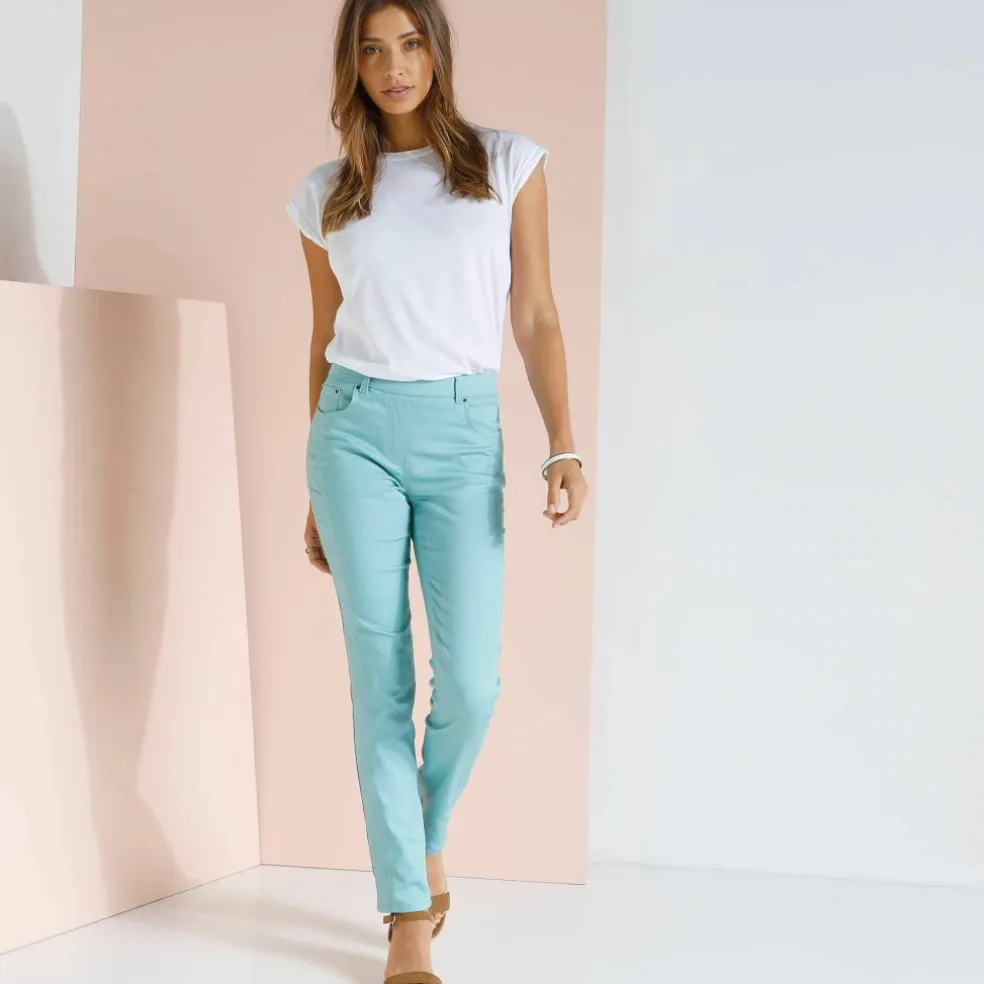 Pantalon stretch coutures affinantes