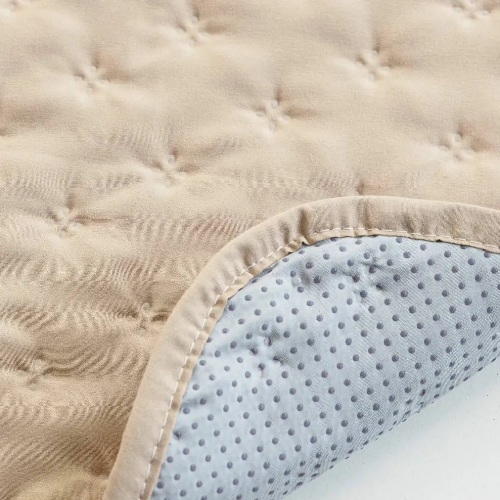 Protège-salon antiglisse microfibre matelassé