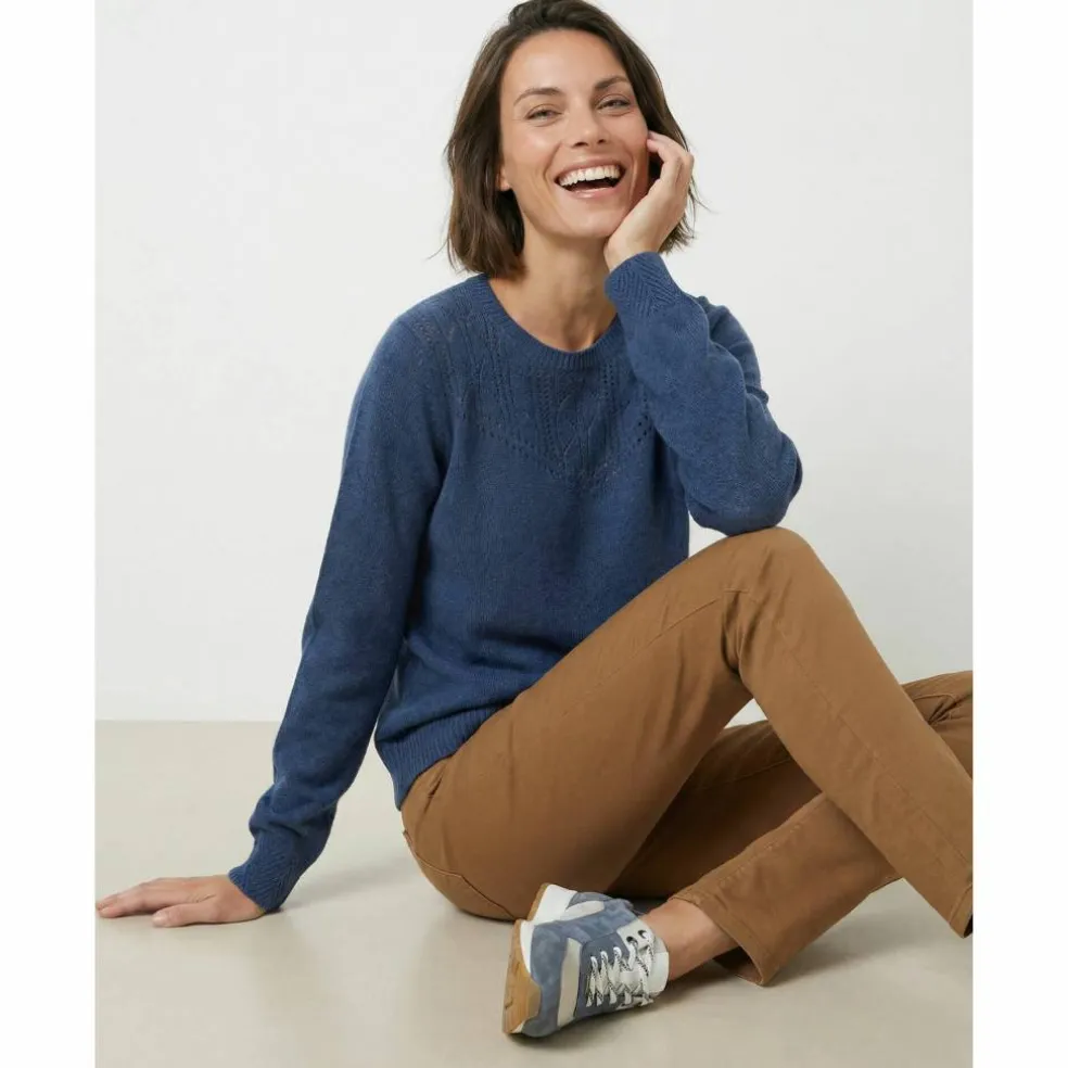 Pull col rond maille ajourée, toucher doux