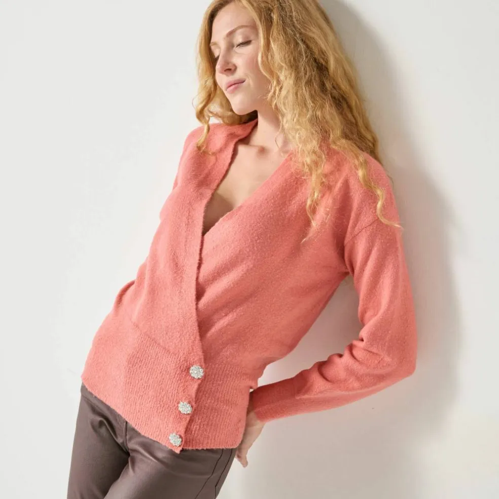 Pull effet cache-coeur boutons "bijou"