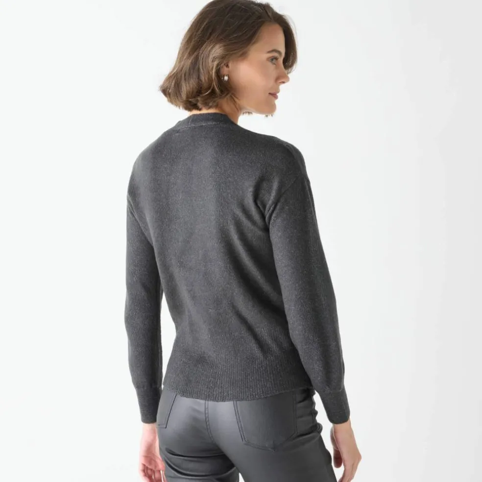 Pull effet cache-coeur boutons "bijou"