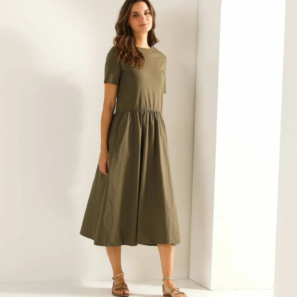 Robe bi-matière, manches courtes