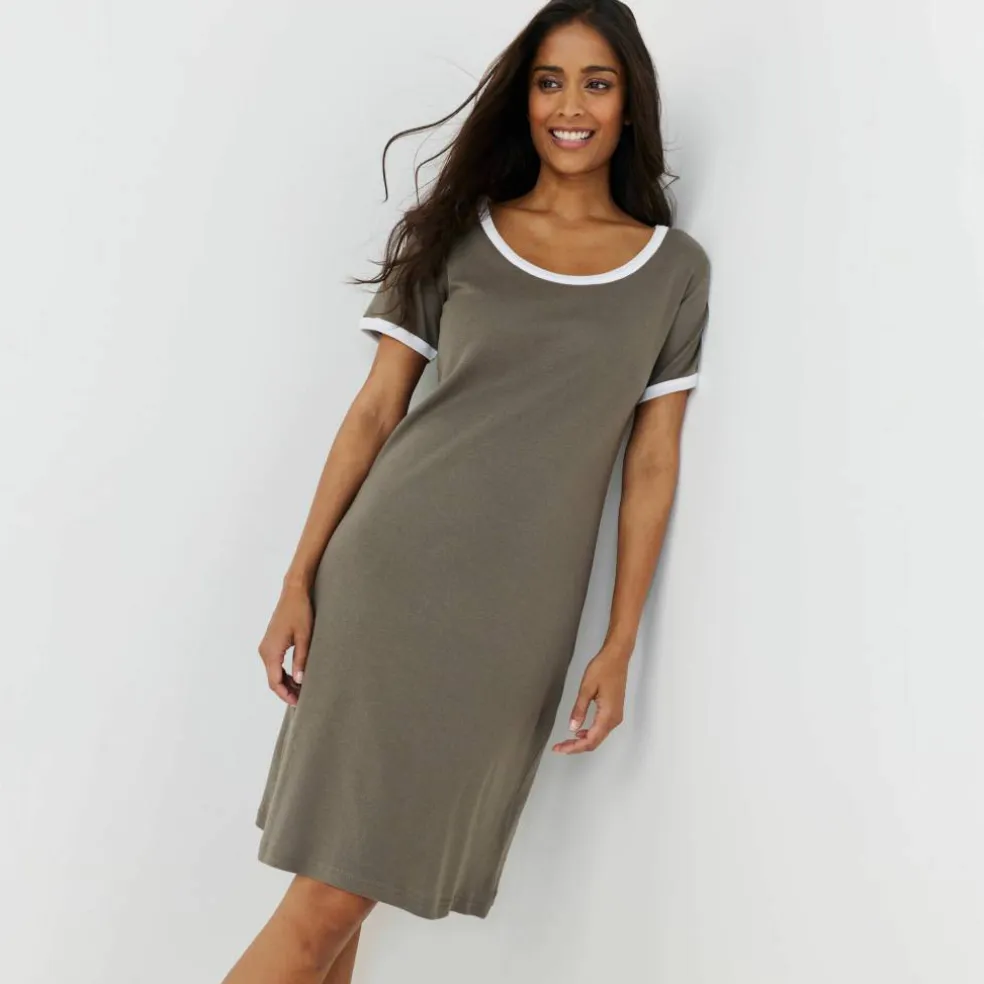 Robe courte bicolore, manches courtes