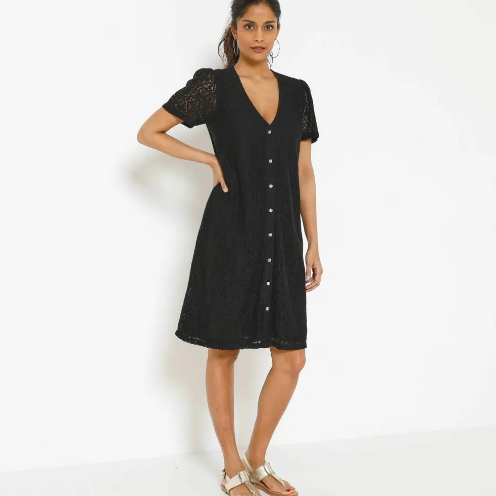 Robe courte boutonnée en dentelle, manches courtes