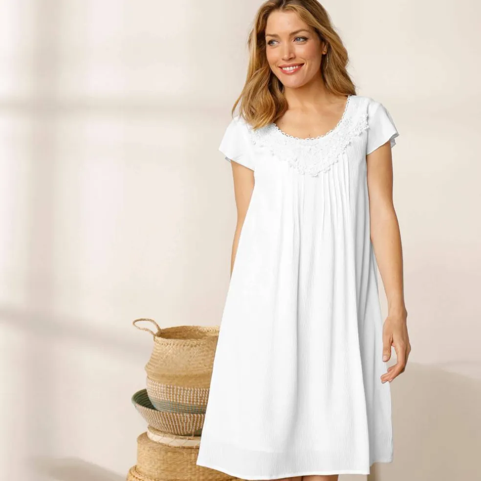 Robe décolleté macramé unie