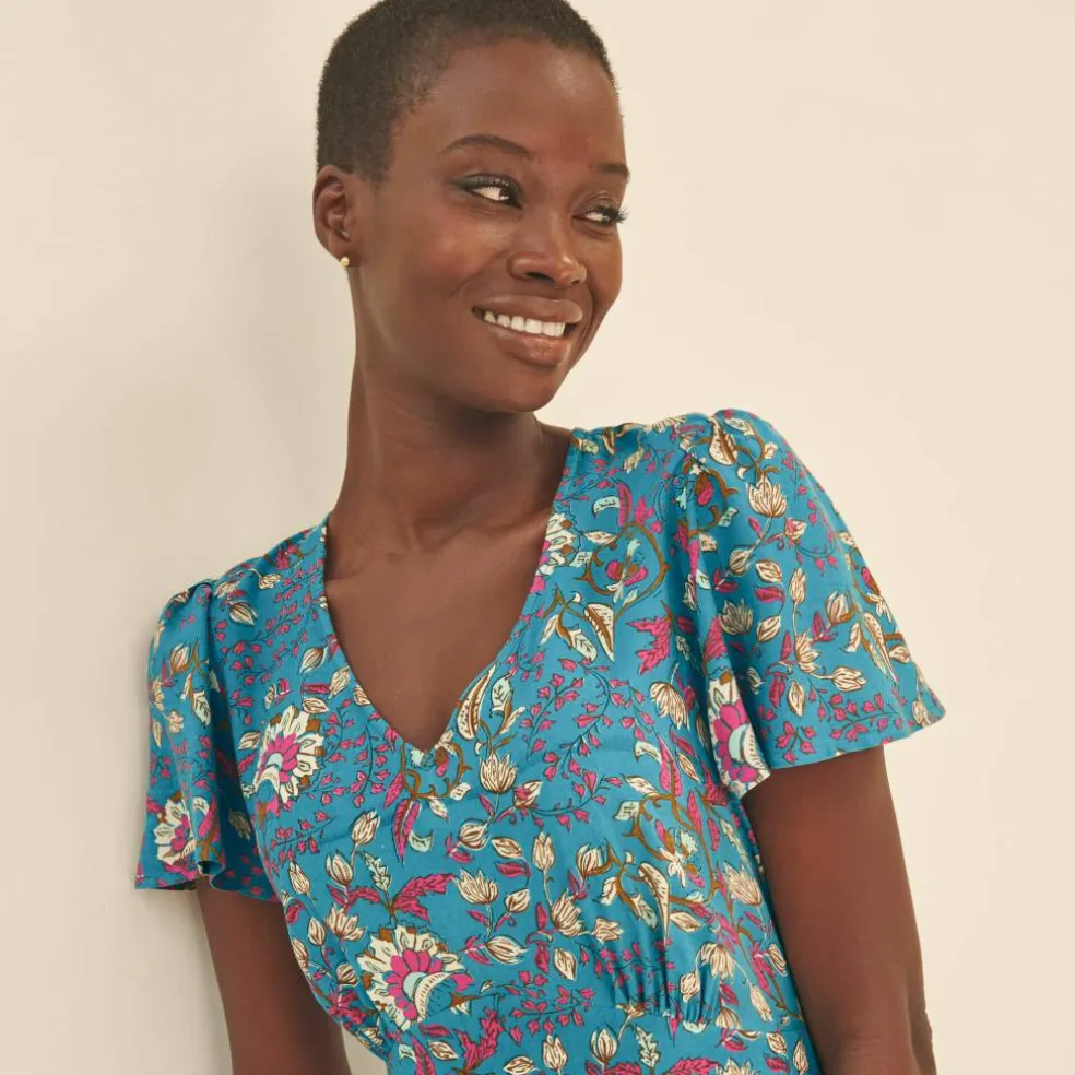 Robe longue col V imprimée, manches papillon