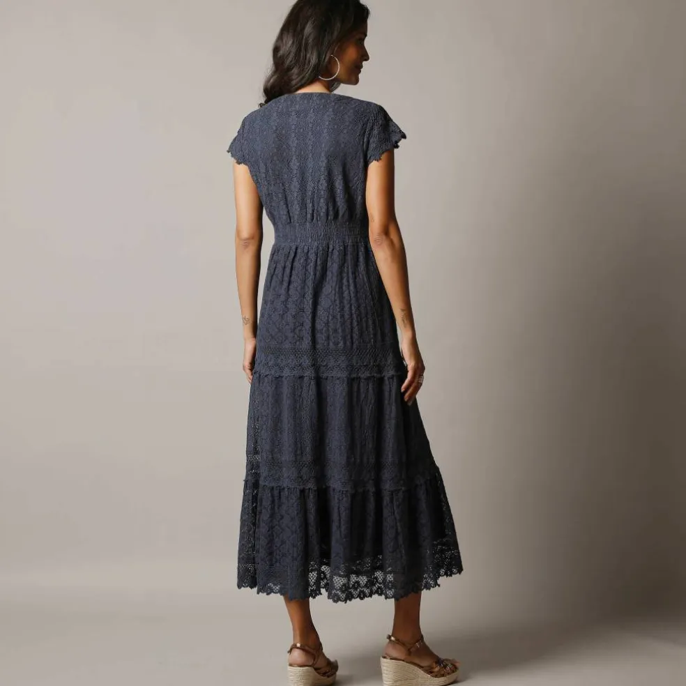 Robe longue dentelle macramé