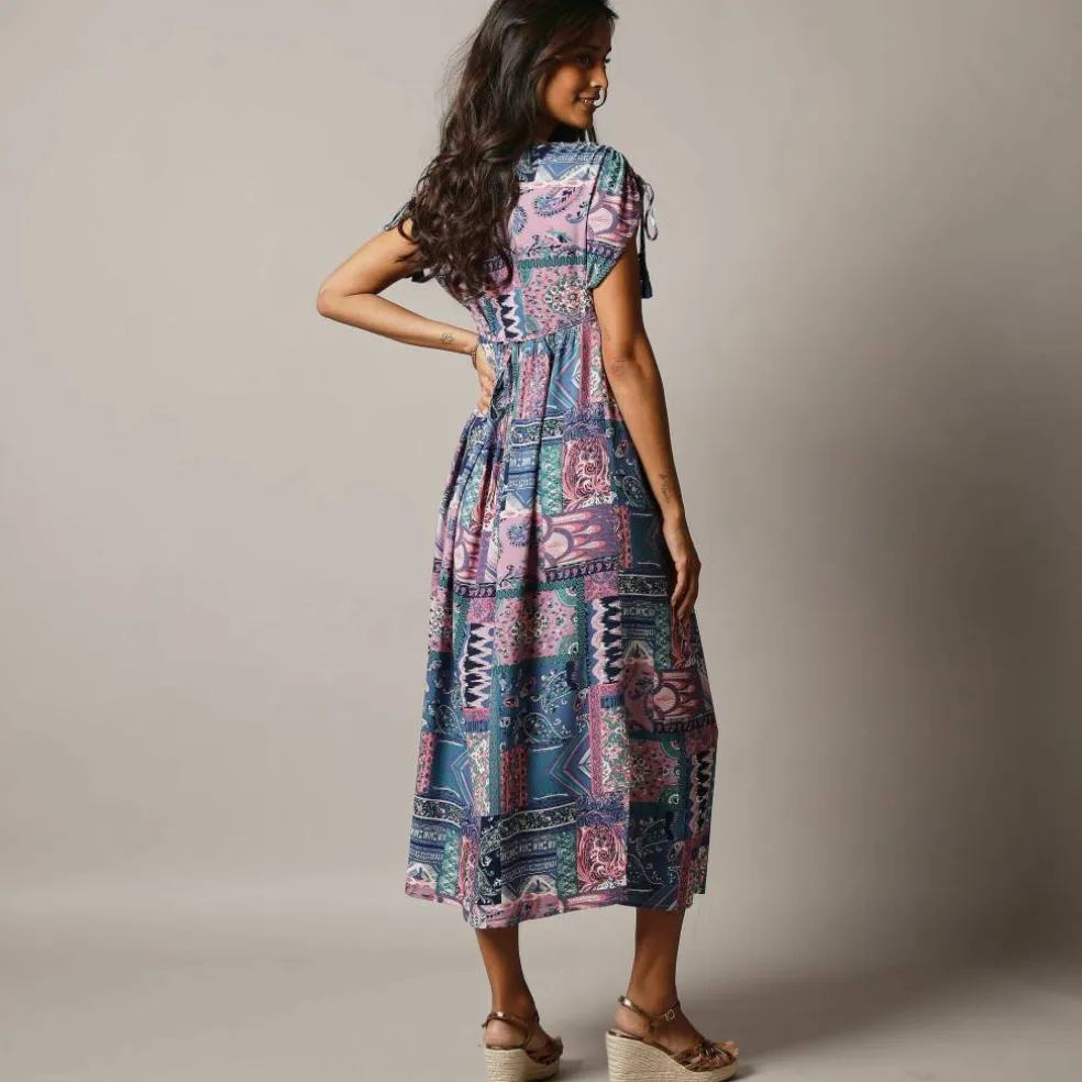 Robe mi-longue imprimée, manches courte