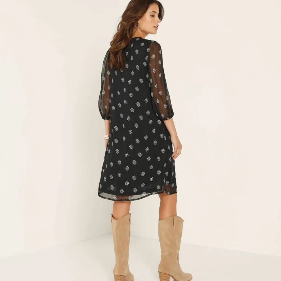 Robe à plis, voile imprimé pois