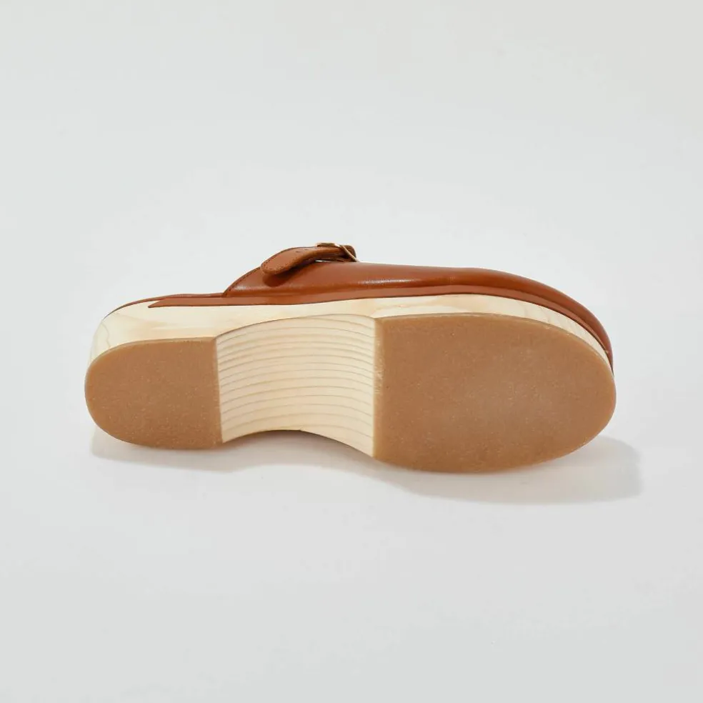 Sabots à talon cuir et bois