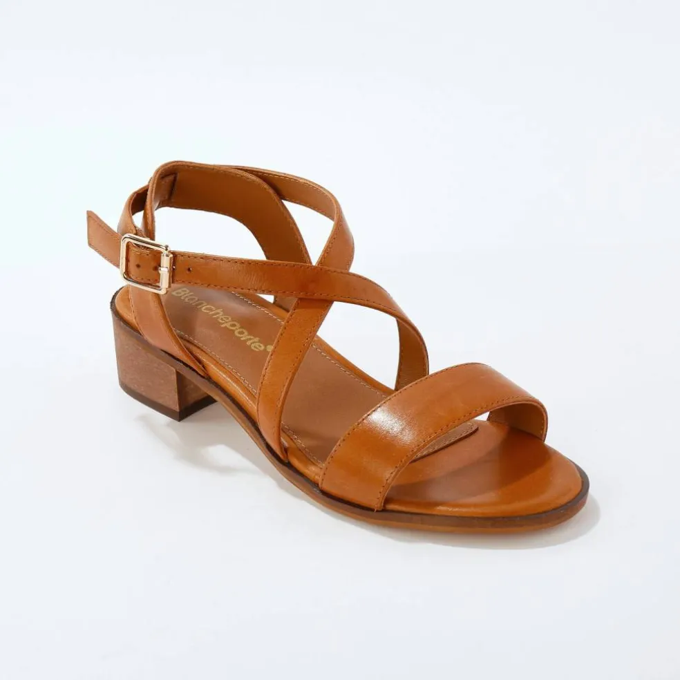 Sandales à brides croisées en cuir