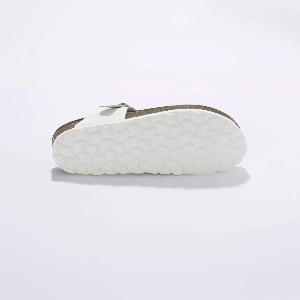Sandales entredoigts cuir à boucle réglable