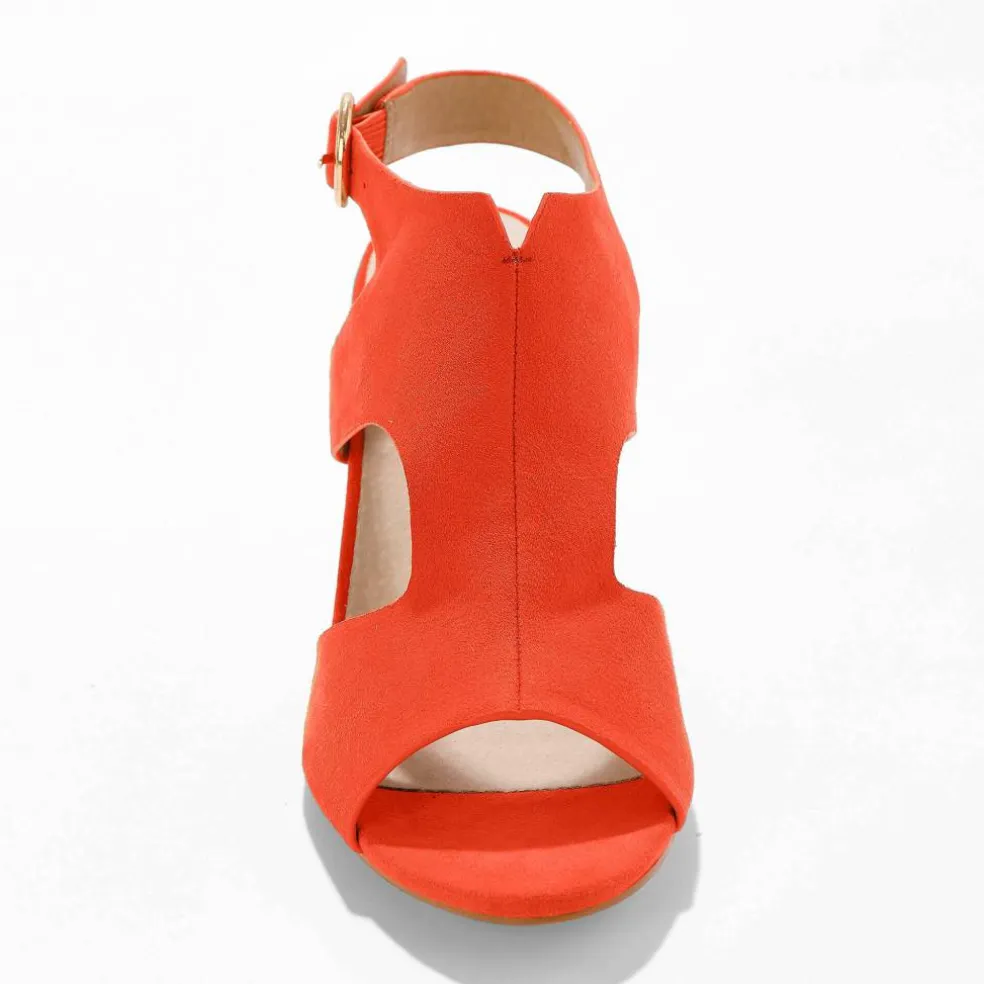Sandales enveloppantes à talon bois