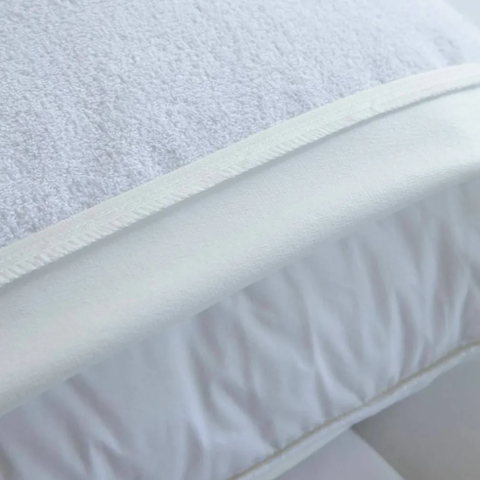 Sous-taie éponge imperméable anti-acariens Essential®