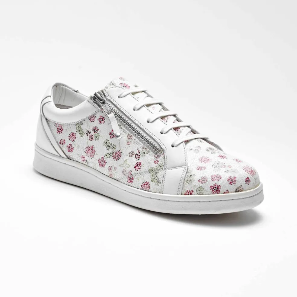 Tennis zippées en cuir perforé